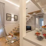 Design With Large Terrace 아파트 *