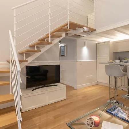 شقة Design With Large Terrace *