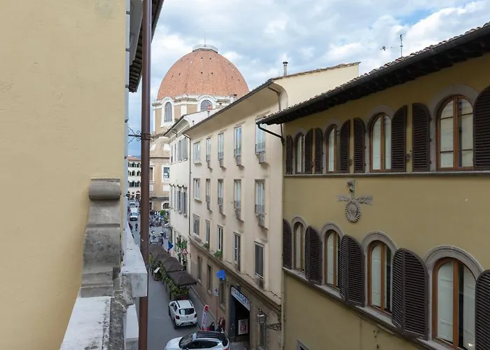 Design With Large Terrace *